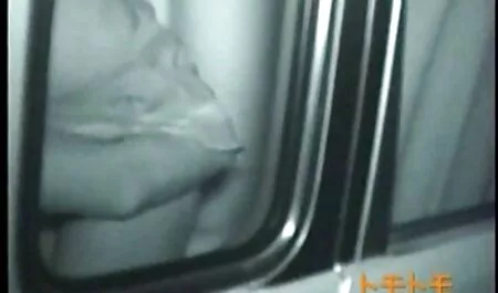 Bajingan itu lucah dalam kereta telah tergoda oleh orang yang di cinta dan permintaan dalam satu vagina.