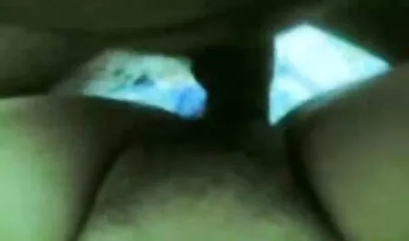 Enak berlari ke satu orang dalam pejabat, video pancut muka di rumah.
