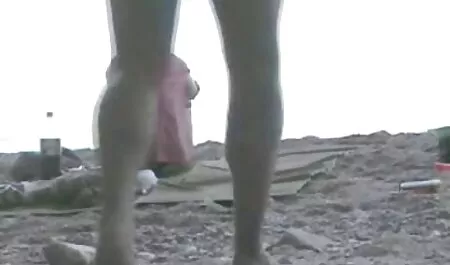 Mouse dengan berjalan kaki. video budak sekolah lucah
