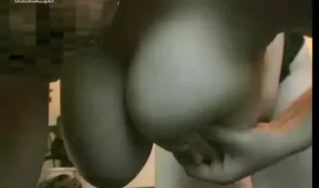 MILF sedap jolok melakukan yoga dan cock pelatih