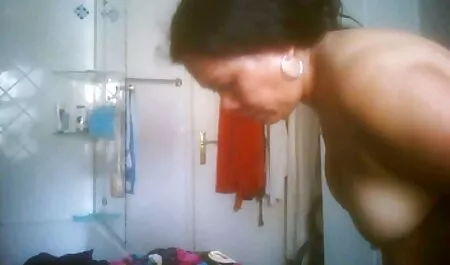 Orang tua mengajar saya gruppese dengan blonde tumbex lucah