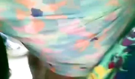 Keesokan harinya, kelab, anak orang asing video lucah sexy di belakang ayahnya.