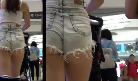 Sedikit pelajar menarik video lucah awek cun pantat pada zakar itu grandmaster.